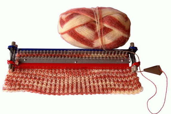 Частичное вязание - это один из основных и необходимых приёмов в машинном вязании