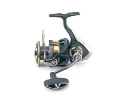 Катушка безынерционная Daiwa 17 Legalis LT 4000D-C 10416-405RU