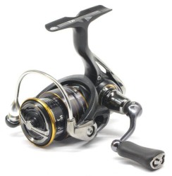 Катушка безынерционная Daiwa 20 Legalis LT 2500